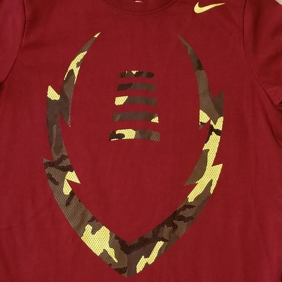 Nike football design Top - Picture 2 of 2